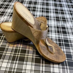Coach Bernadette Wedge Sandler Cork Cross Buckle Shoes Size 9.5